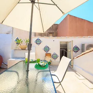 https://boutique-apartment-noto.sicilyhotelsitaly.net